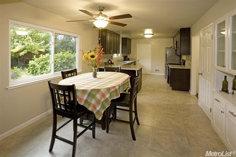 4613 Hixon Cir, Carmichael, CA 95608 photo 5
