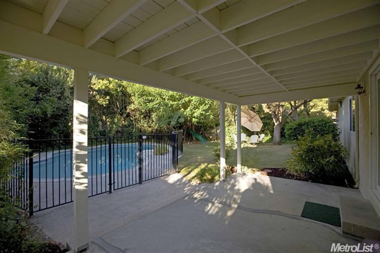4613 Hixon Cir, Carmichael, CA 95608 photo 13