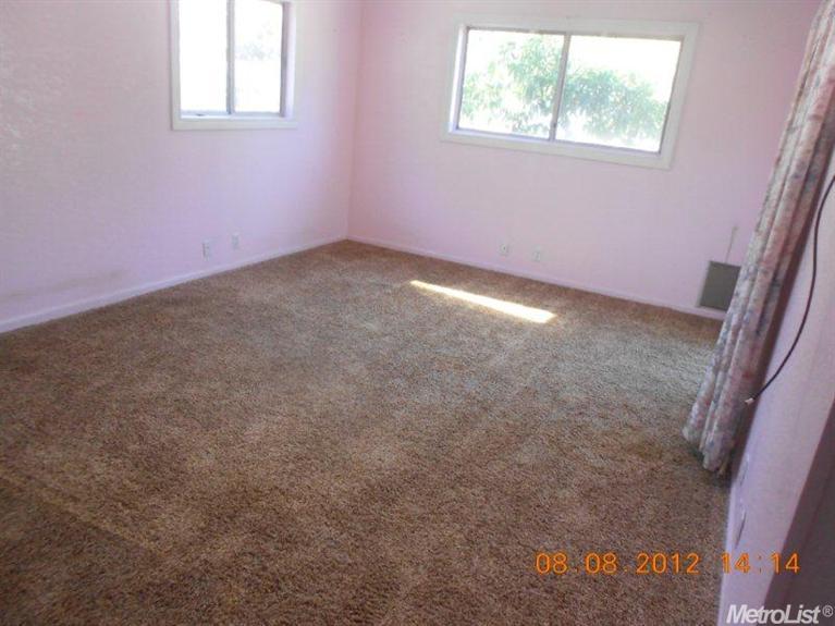 1324 Collier Ave, Modesto, CA 95350 photo 4