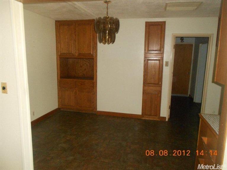 1324 Collier Ave, Modesto, CA 95350 photo 3