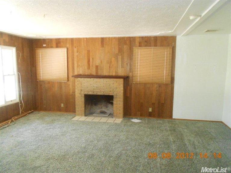1324 Collier Ave, Modesto, CA 95350 photo 2