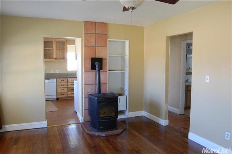 8311 Dillard Rd, Wilton, CA 95693 photo 4