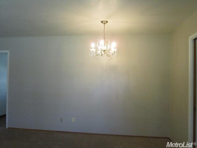 330 Hanover Ave, Turlock, CA 95382 photo 3