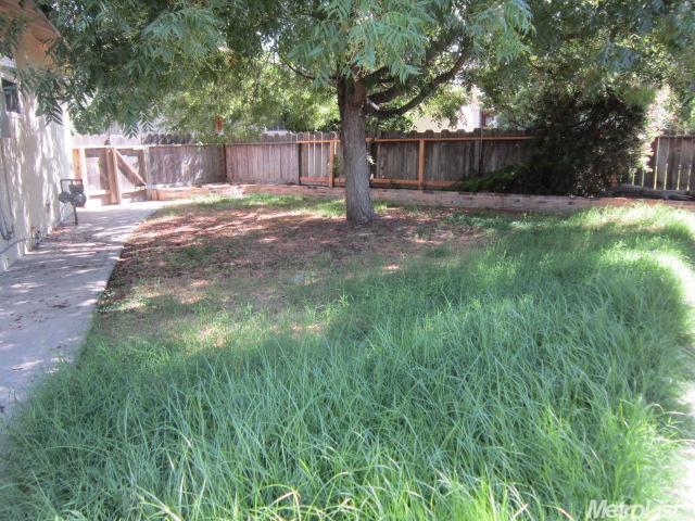 330 Hanover Ave, Turlock, CA 95382 photo 17