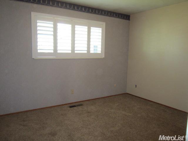 330 Hanover Ave, Turlock, CA 95382 photo 10