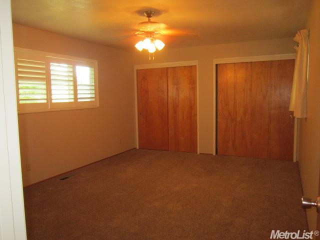 330 Hanover Ave, Turlock, CA 95382 photo 8