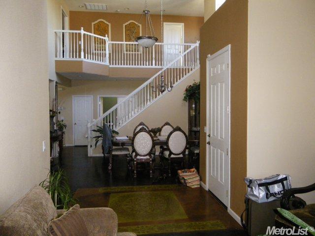 279 Hornfels Ave, Lathrop, CA 95330 photo 4