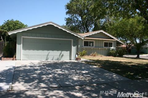 323 Granada Way, Tracy, CA 95376 photo 1