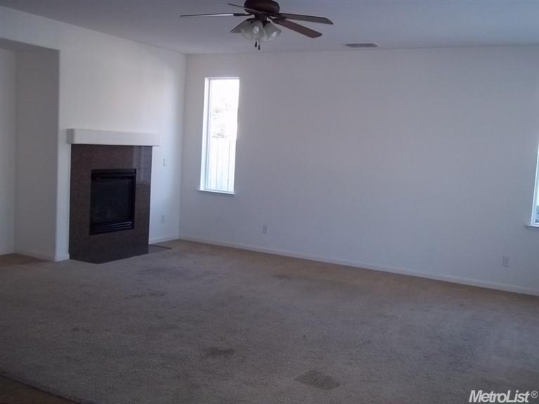 4016 Enclave Dr, Turlock, CA 95382 photo 10