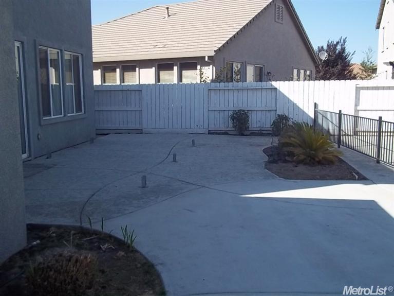 4016 Enclave Dr, Turlock, CA 95382 photo 8