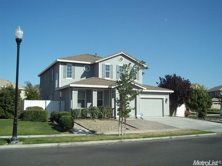 4016 Enclave Dr, Turlock, CA 95382 photo 1