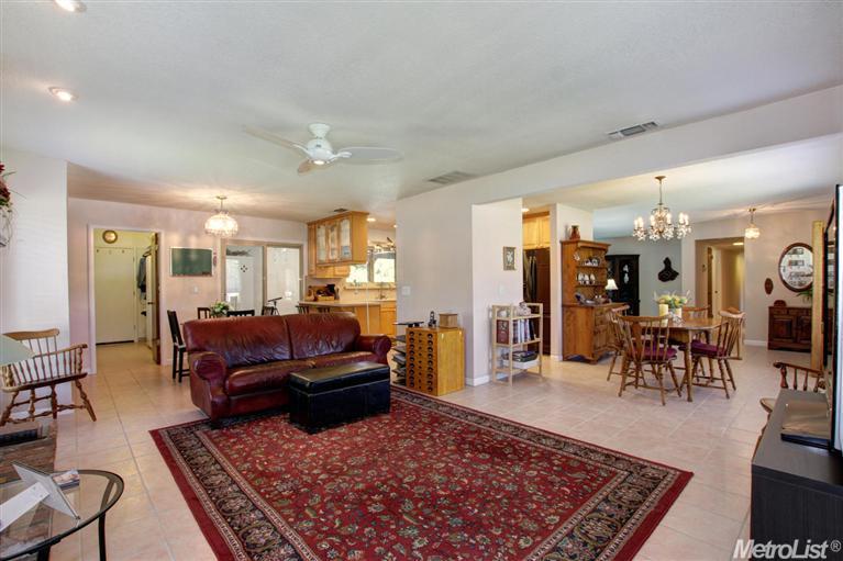 915 Mace Blvd, Davis, CA 95618 photo 4