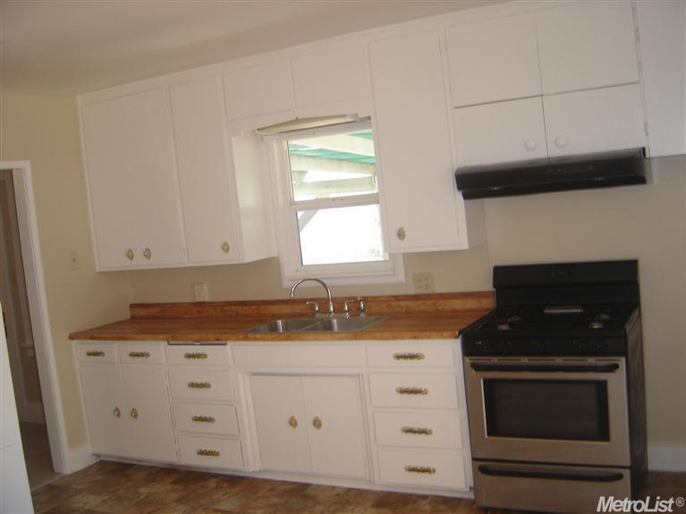132 Merced Ave, Modesto, CA 95351 photo 3