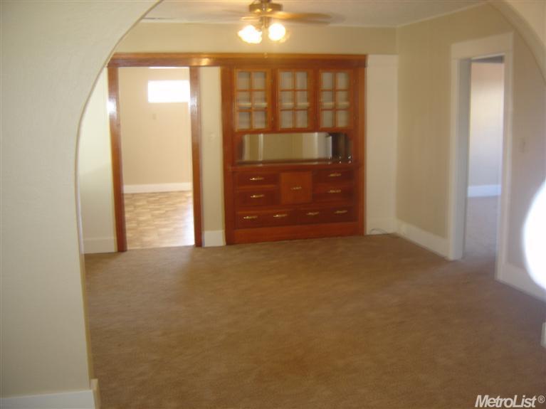 132 Merced Ave, Modesto, CA 95351 photo 2