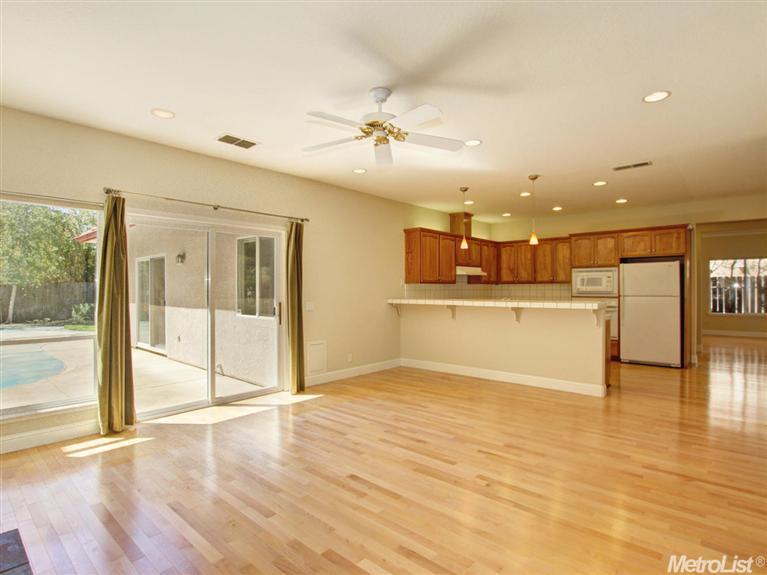 5530 Delrose Ct, Carmichael, CA 95608 photo 7