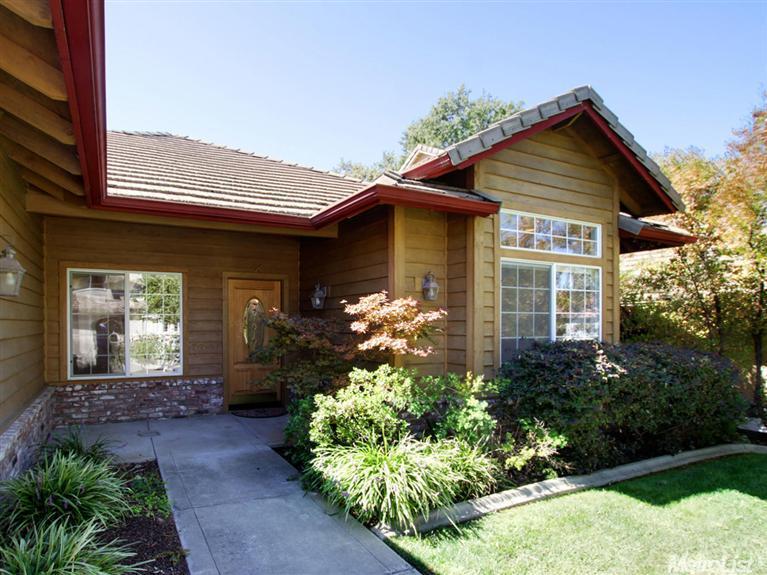 5530 Delrose Ct, Carmichael, CA 95608 photo 2