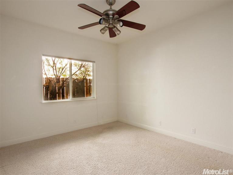 5530 Delrose Ct, Carmichael, CA 95608 photo 13