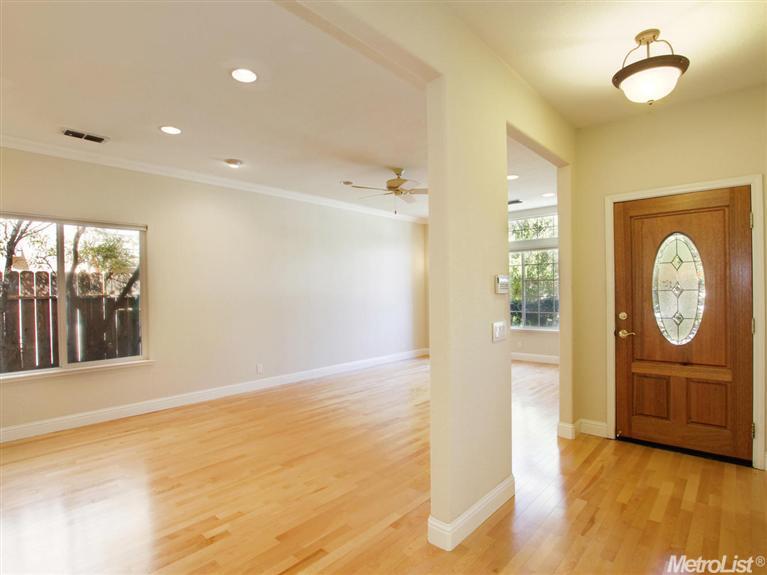 5530 Delrose Ct, Carmichael, CA 95608 photo 3