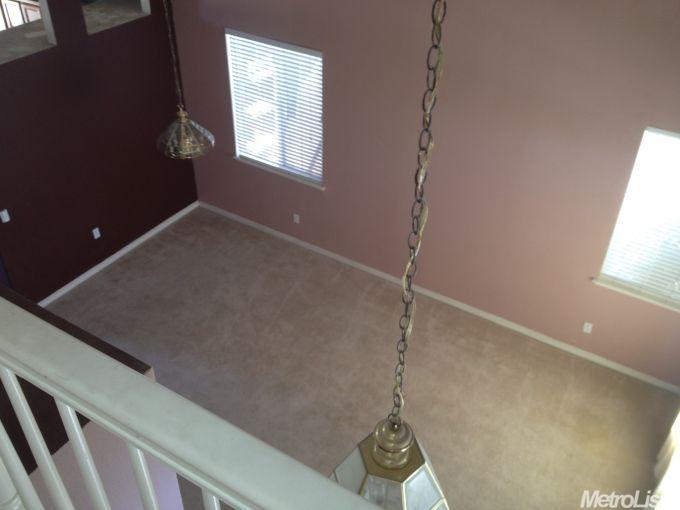 1129 Cherry Blossom Ln, Tracy, CA 95377 photo 1