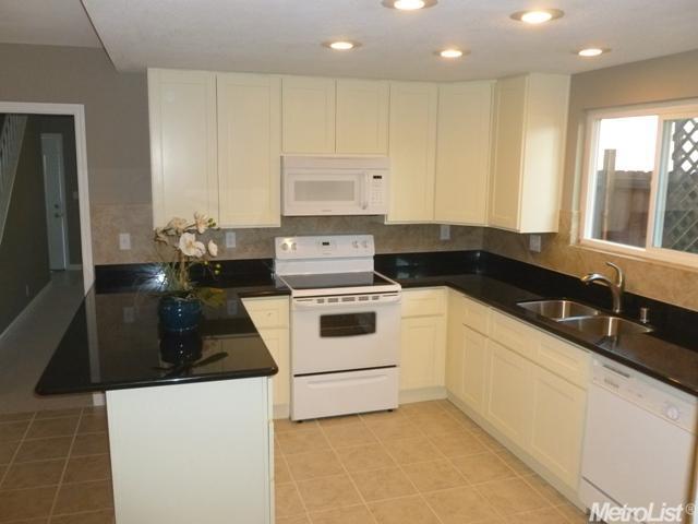 641 Ebbetts Ave, Manteca, CA 95337 photo 8