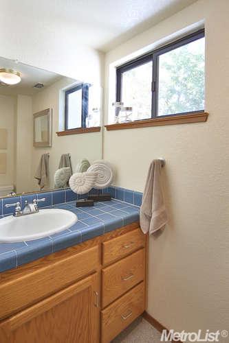 1127 Valencia Ave, Davis, CA 95616 photo 18