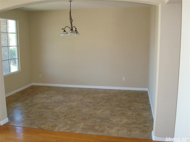 396 Vasconcellos Ave, Manteca, CA 95336 photo 4