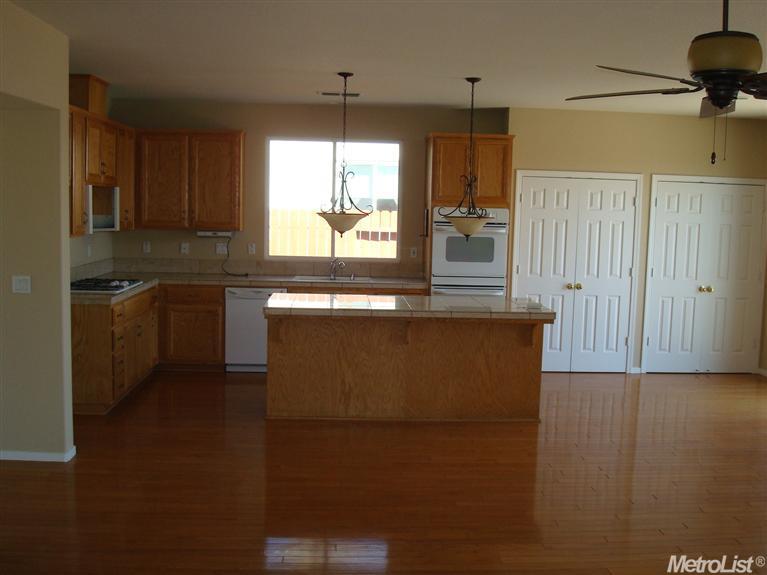 396 Vasconcellos Ave, Manteca, CA 95336 photo 7