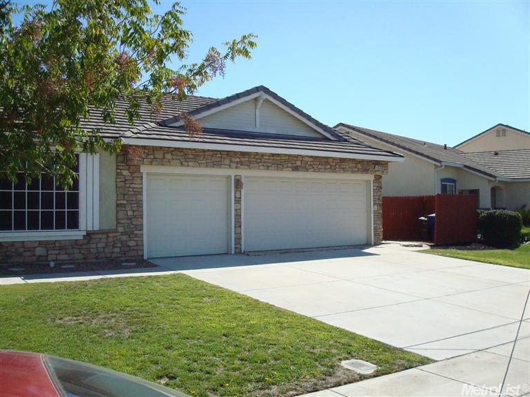 396 Vasconcellos Ave, Manteca, CA 95336 photo 2