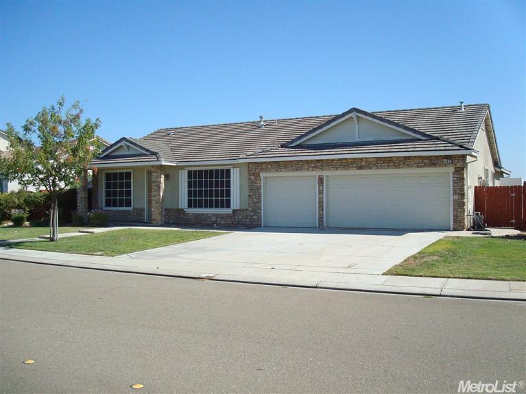 396 Vasconcellos Ave, Manteca, CA 95336 photo 1