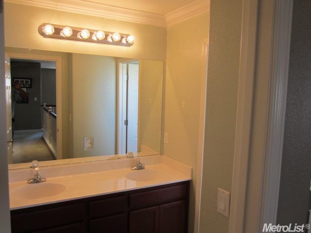 1448 Garold Ln, Manteca, CA 95337 photo 11