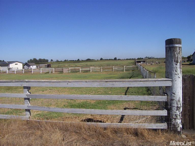 22736 State Highway 140, Stevinson, CA 95374 photo 18