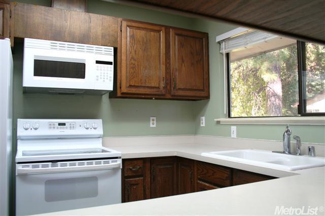 14726 Pammy Way, Grass Valley, CA 95949 photo 4