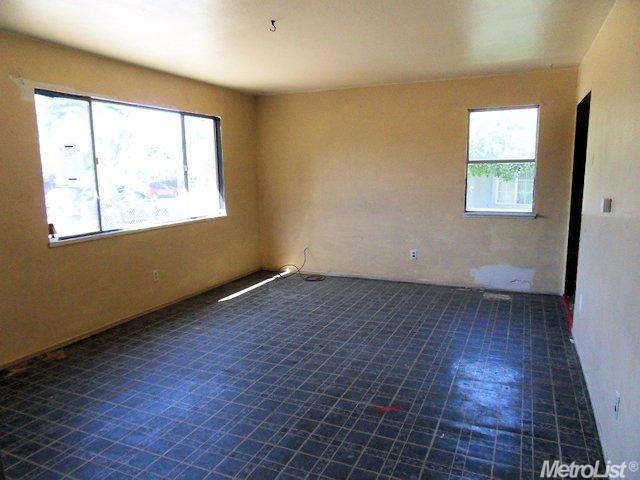 717 Lassen Ave, Modesto, CA 95358 photo 5