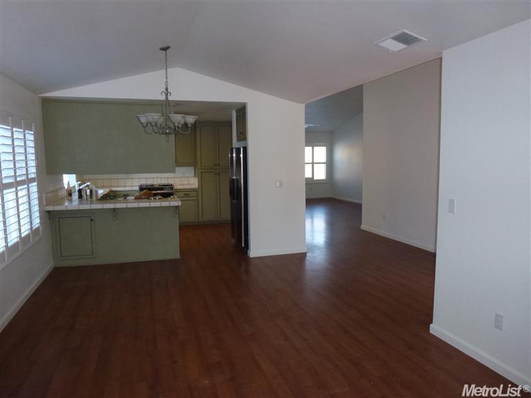 2520 Albany Ave, Davis, CA 95618 photo 11
