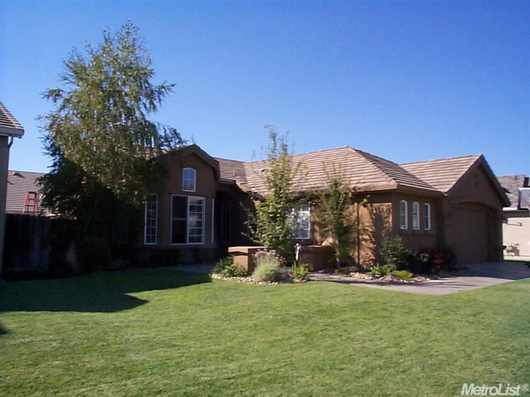 9 Elderica Way, Lodi, CA 95242 photo 1