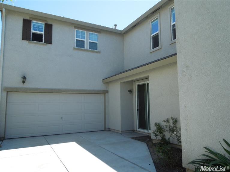 4110 Enclave Dr, Turlock, CA 95382 photo 2