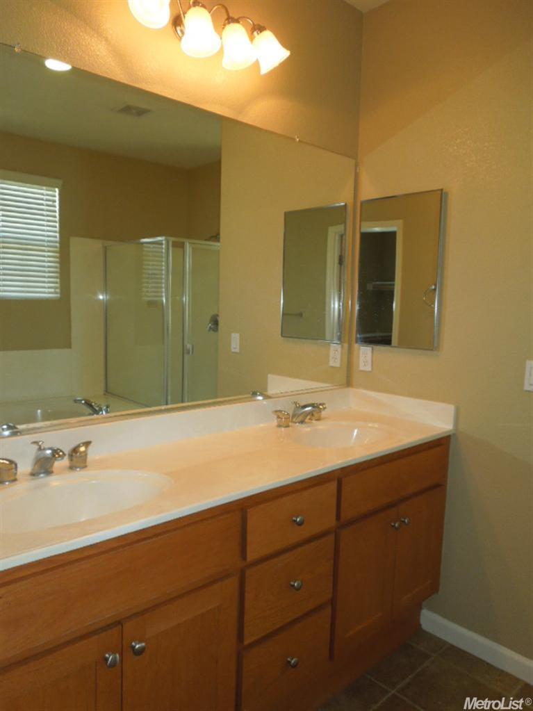 4110 Enclave Dr, Turlock, CA 95382 photo 12