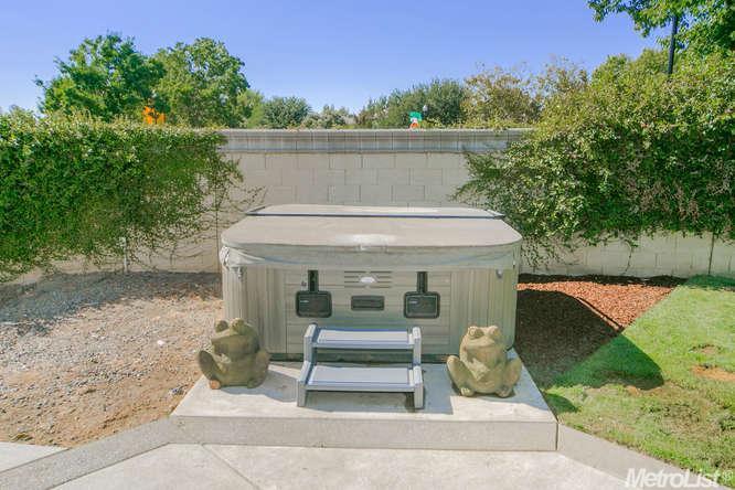 3803 Vistosa Ct, Davis, CA 95618 photo 4