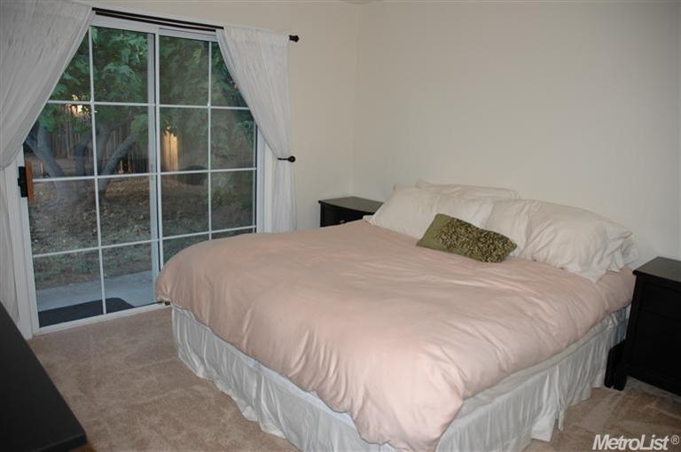 5211 Vale Dr, Carmichael, CA 95608 photo 14
