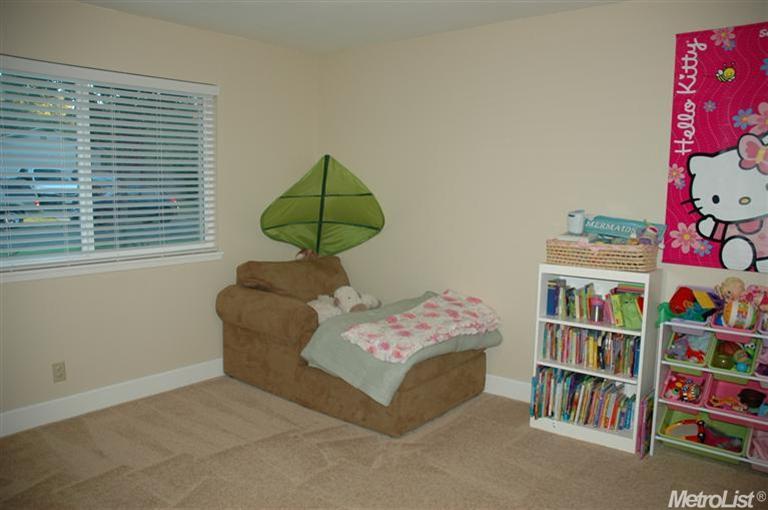 5211 Vale Dr, Carmichael, CA 95608 photo 24