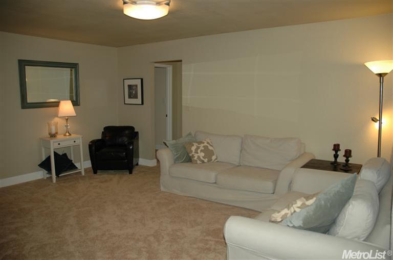 5211 Vale Dr, Carmichael, CA 95608 photo 13