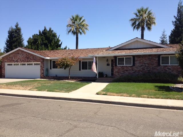 540 Corello St, Turlock, CA 95380 photo 1