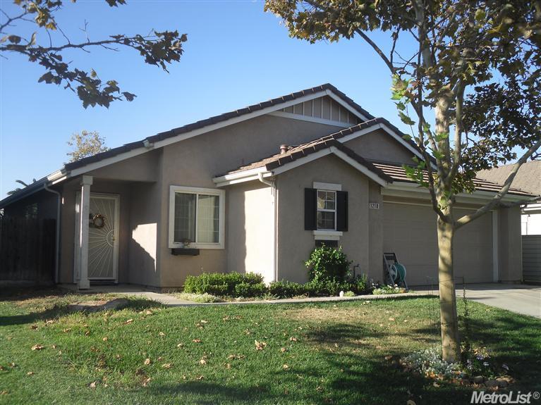 1218 Yellowhammer Dr, Patterson, CA 95363 photo 1