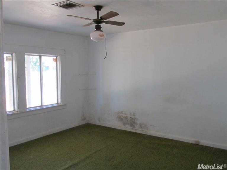 9493 Stanford Ave, Planada, CA 95365 photo 6