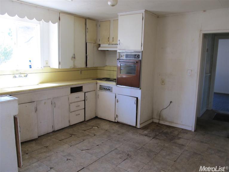 9493 Stanford Ave, Planada, CA 95365 photo 3