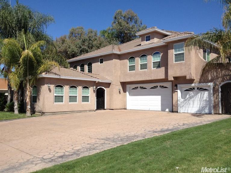 2217 Glasgow Dr, Ceres, CA 95307 photo 1