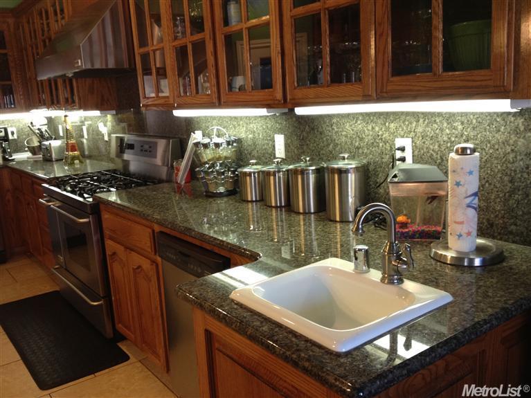 2217 Glasgow Dr, Ceres, CA 95307 photo 5