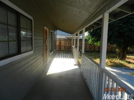 4213 Esmail Ave, Keyes, CA 95328 photo 2