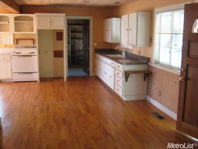 33205 Ridge Rd, Dutch Flat, CA 95714 photo 3