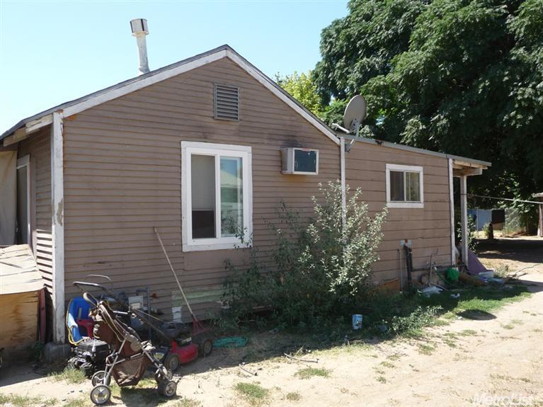 915 Empire, Modesto, CA 95354 photo 1